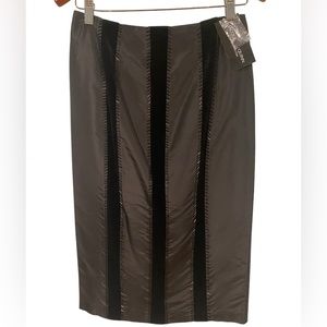 🔥🔥stunning silk pencil skirt🔥🔥
